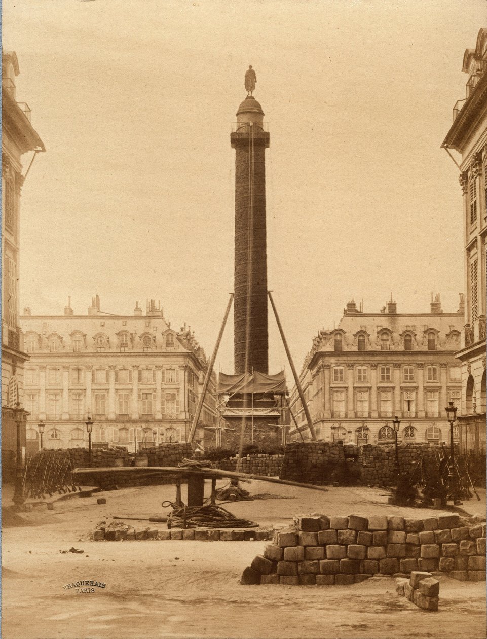 Commune de Paris (1871): هدم عمود فيندوم على 16051871. خراطة الصور ، 1871 خافت. 10.5x6.4 سم بواسطة غير معروف
