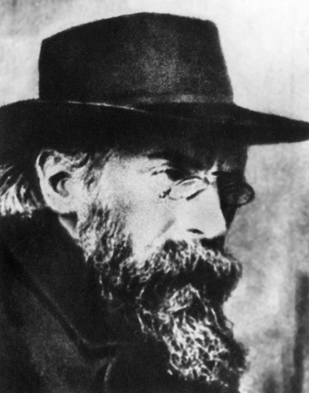 كيرت أيزنر (1867-1919) صحفي في فرانكفورتر زيتونج بواسطة غير معروف