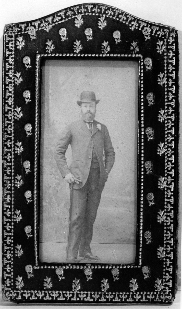 جاك دوسيه وهو شاب ، 1870-90 بواسطة مصور فرنسي