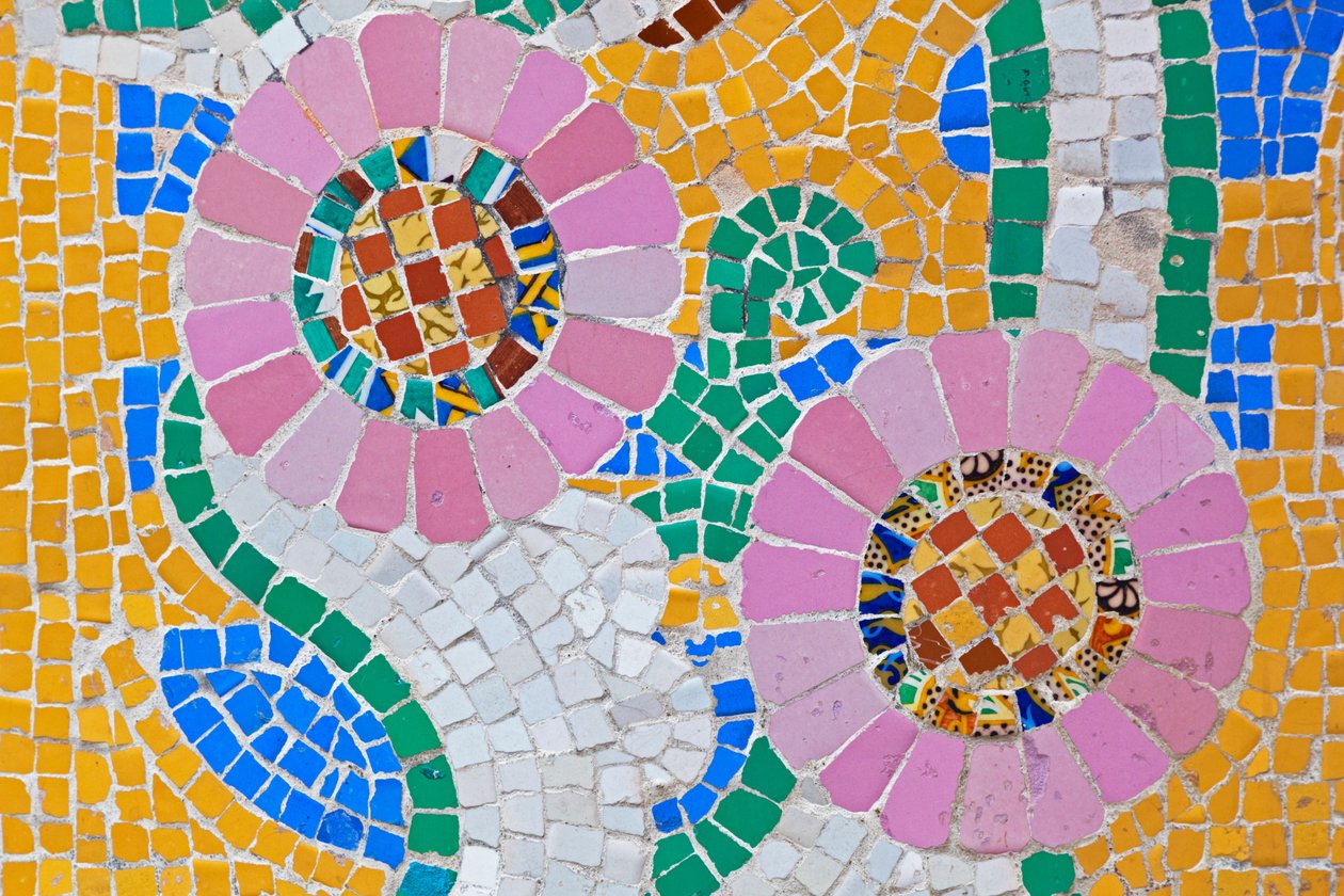 برشلونة ، إسبانيا. أعمال الفسيفساء على واجهة Palau de la Música Catalana. مبنى حديث من تصميم Lluís Domènech i Montaner. قصر الموسيقى الكتالونية. بواسطة غير معروف
