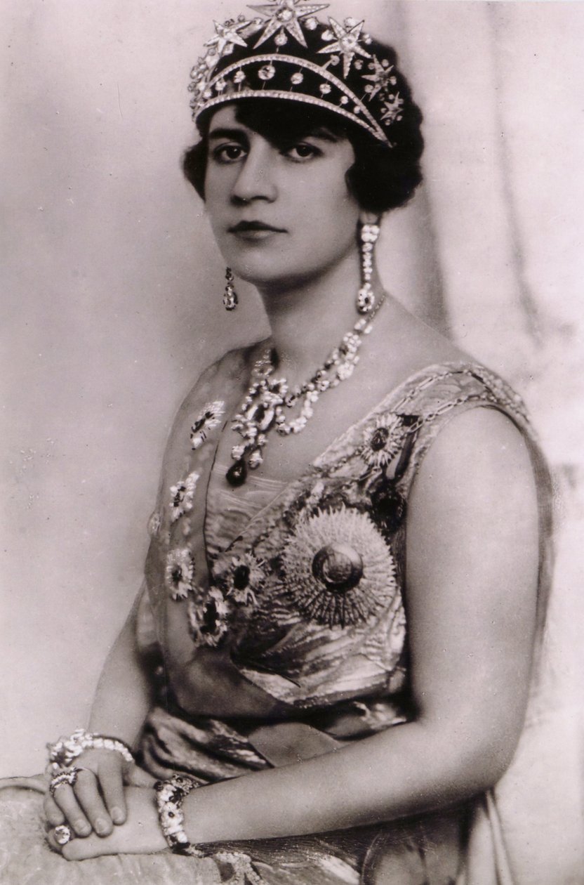 صورة الملكة سورايا ترزي من أفغانستان ، ج .1928 بواسطة غير معروف