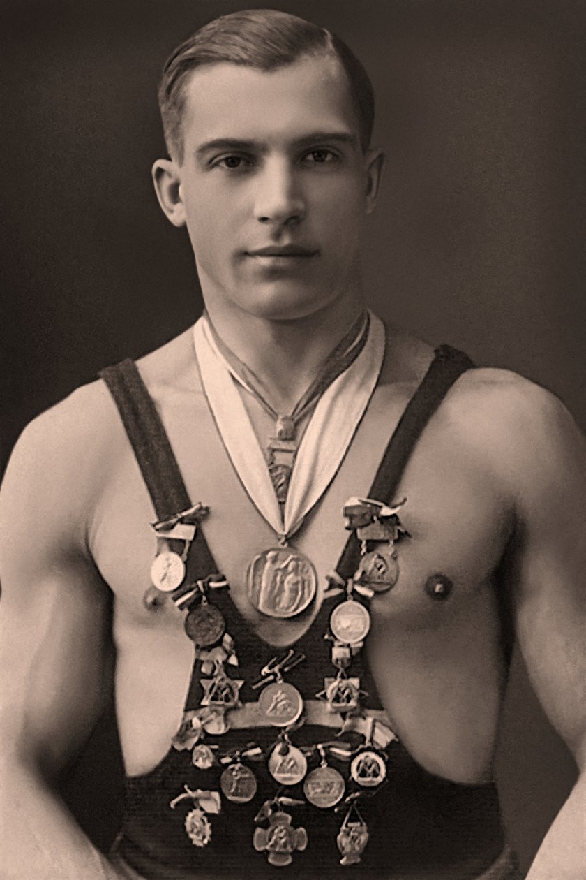صورة مصارع c.1920 بواسطة غير معروف
