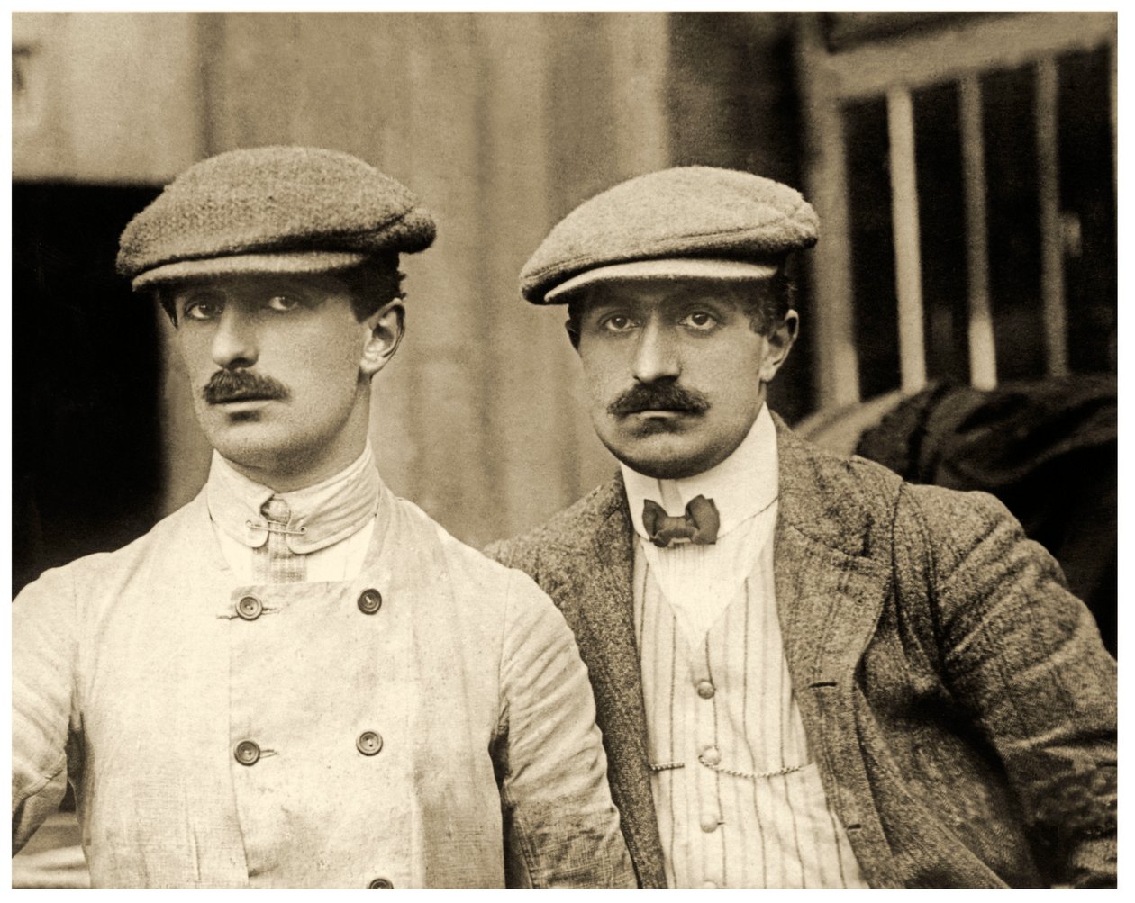 صورة الإخوة Voisin ، باريس ، فرنسا. 1906 بواسطة غير معروف