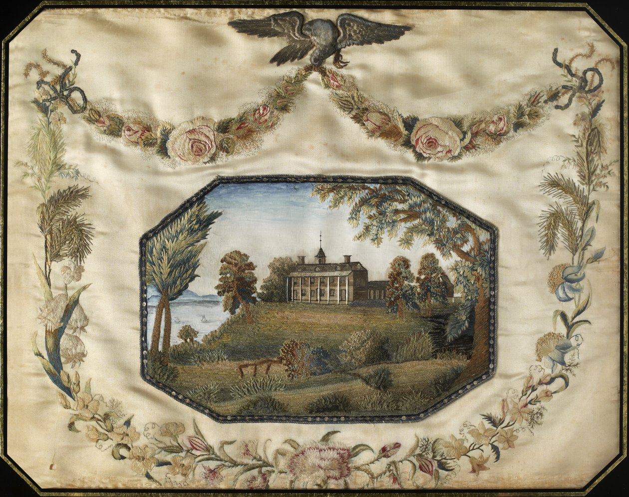 جبل فيرنون في فرجينيا مقر الراحل الملازم. الجنرال جورج واشنطن ، ج. 1800-1805 (خيوط معدنية حرير وذهبية وفضية ، بألوان مائية وبريق) بواسطة المدرسة الأمريكية