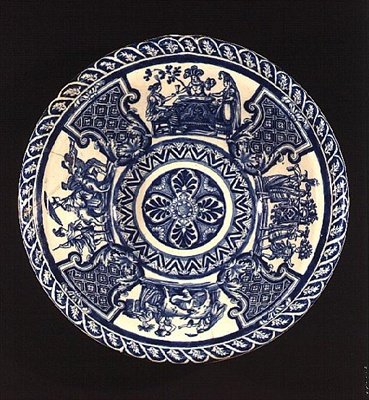 مقلاة حليب دلفت ، مصنوعة لماري الثانية (1662-1694) بعد انضمامها عام 1688 (آنية فخارية) بواسطة المدرسة الهولندية