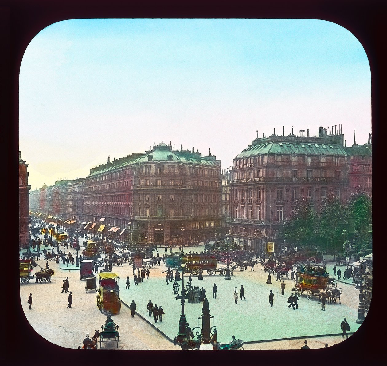 معرض باريس: Place de lOpera ، 1900 (شريحة الفانوس) بواسطة مصور فرنسي