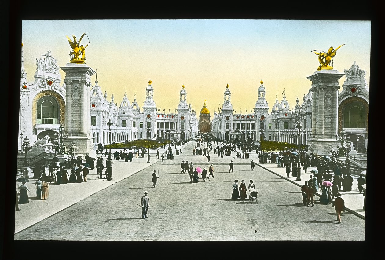 معرض باريس: جسر الإسكندر الثالث ، 1900 (شريحة الفانوس) بواسطة مصور فرنسي