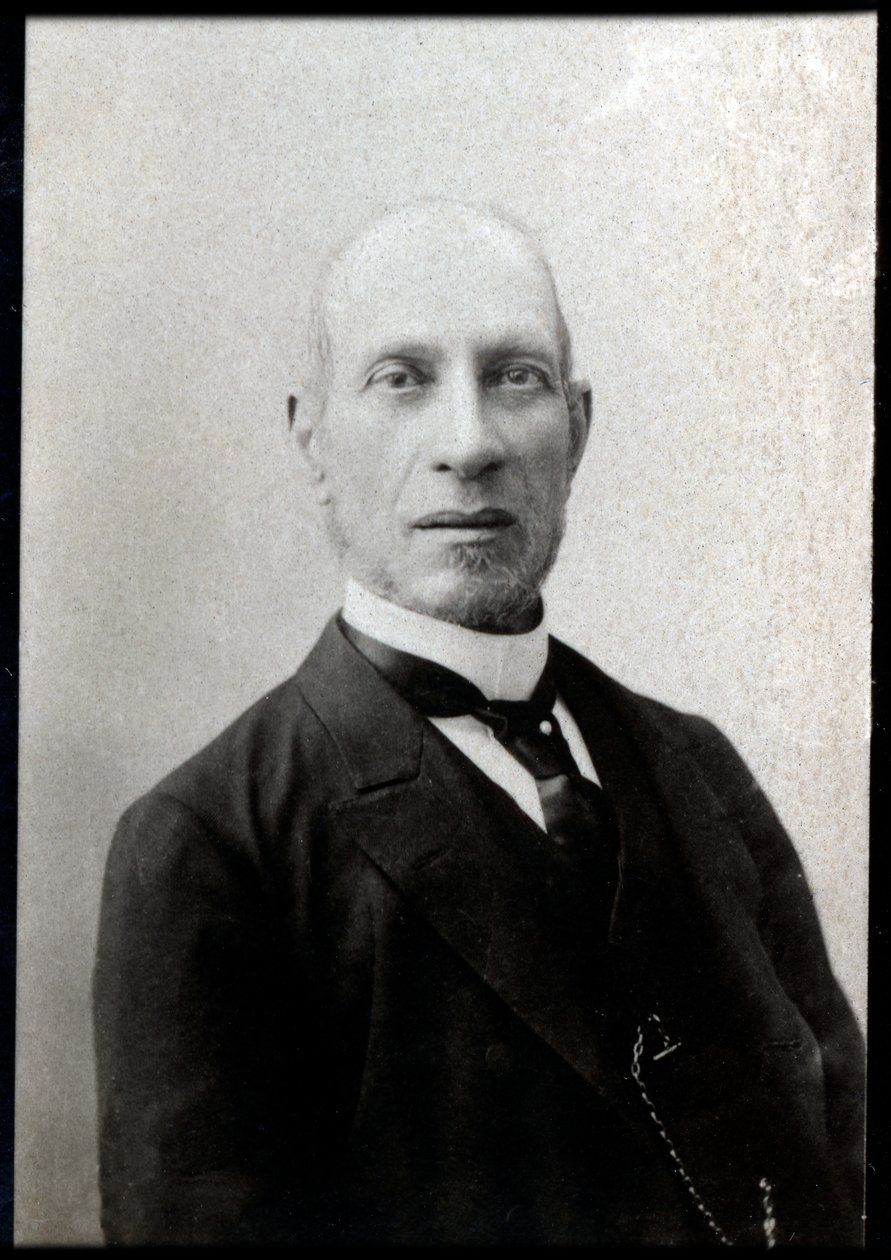 صورة لإدوارد هيرفي (1835-1899) ، صحفي فرنسي ومؤرخ وسياسي. بواسطة مصور فرنسي