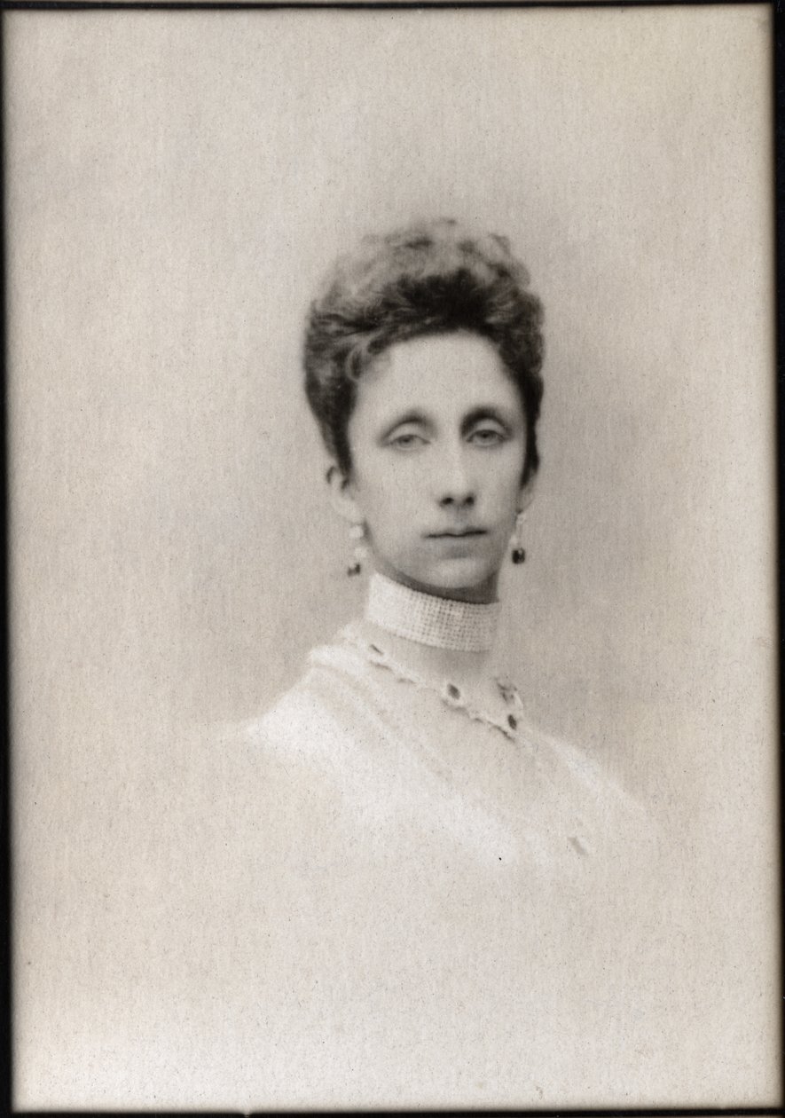 صورة الأميرة ماريا لويزا من بوربون بارما (1870-1899) ، زوجة الأميرة بلغاريا. بواسطة مصور فرنسي