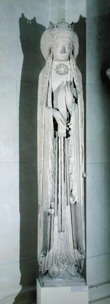 صورة شخصية لملكة ، تمت إزالتها من الواجهة الغربية لجبل Eglise de Notre-Dame ، Corbeil بواسطة المدرسة الفرنسية