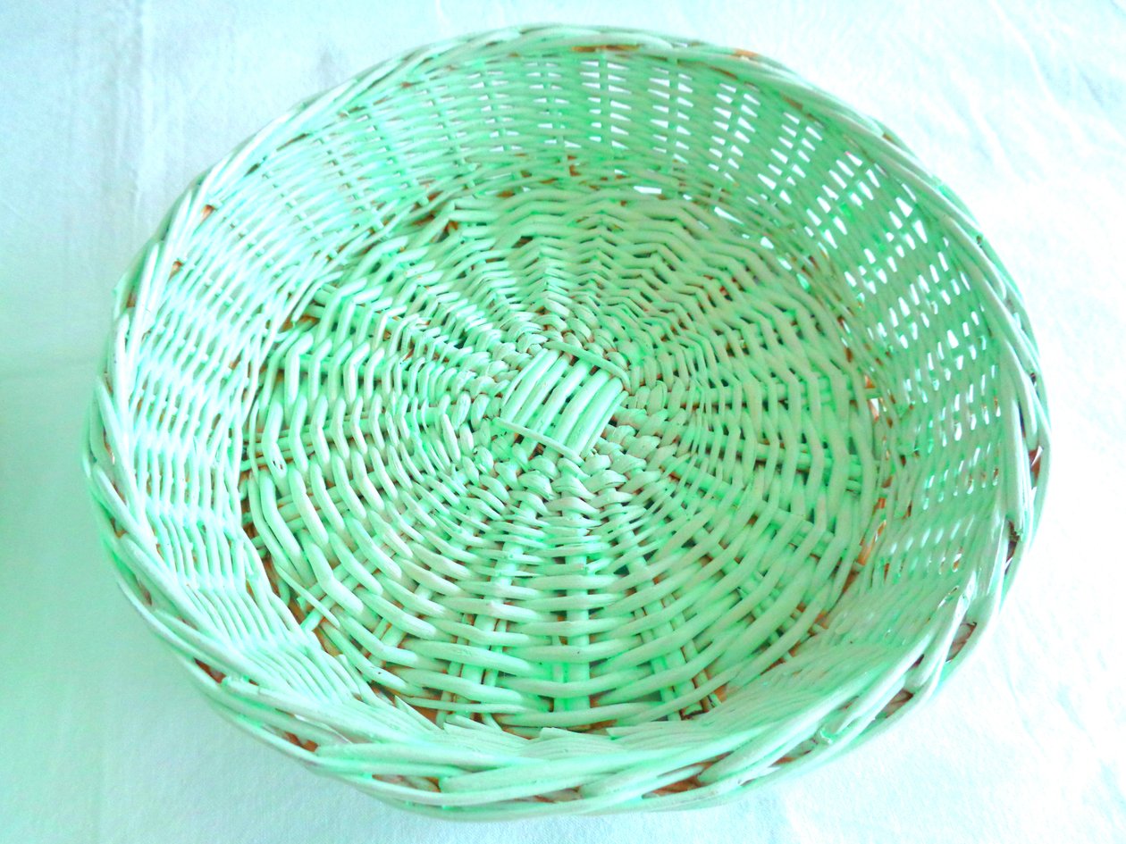 سلة بواسطة مارتينا كونيتزكي
