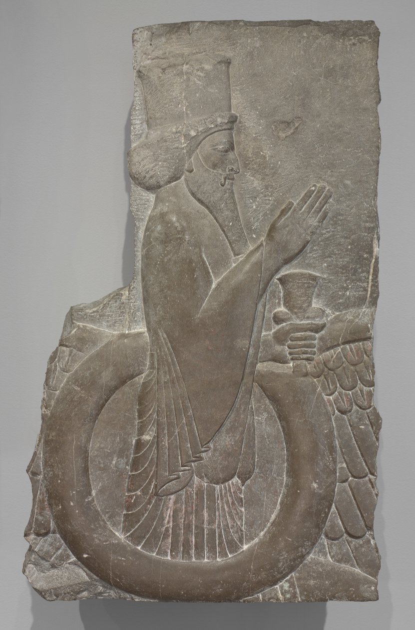 Ahuramazda في القرص المجنح ، برسيبوليس ، 486-460 قبل الميلاد (الحجر الجيري) بواسطة الأخمينية