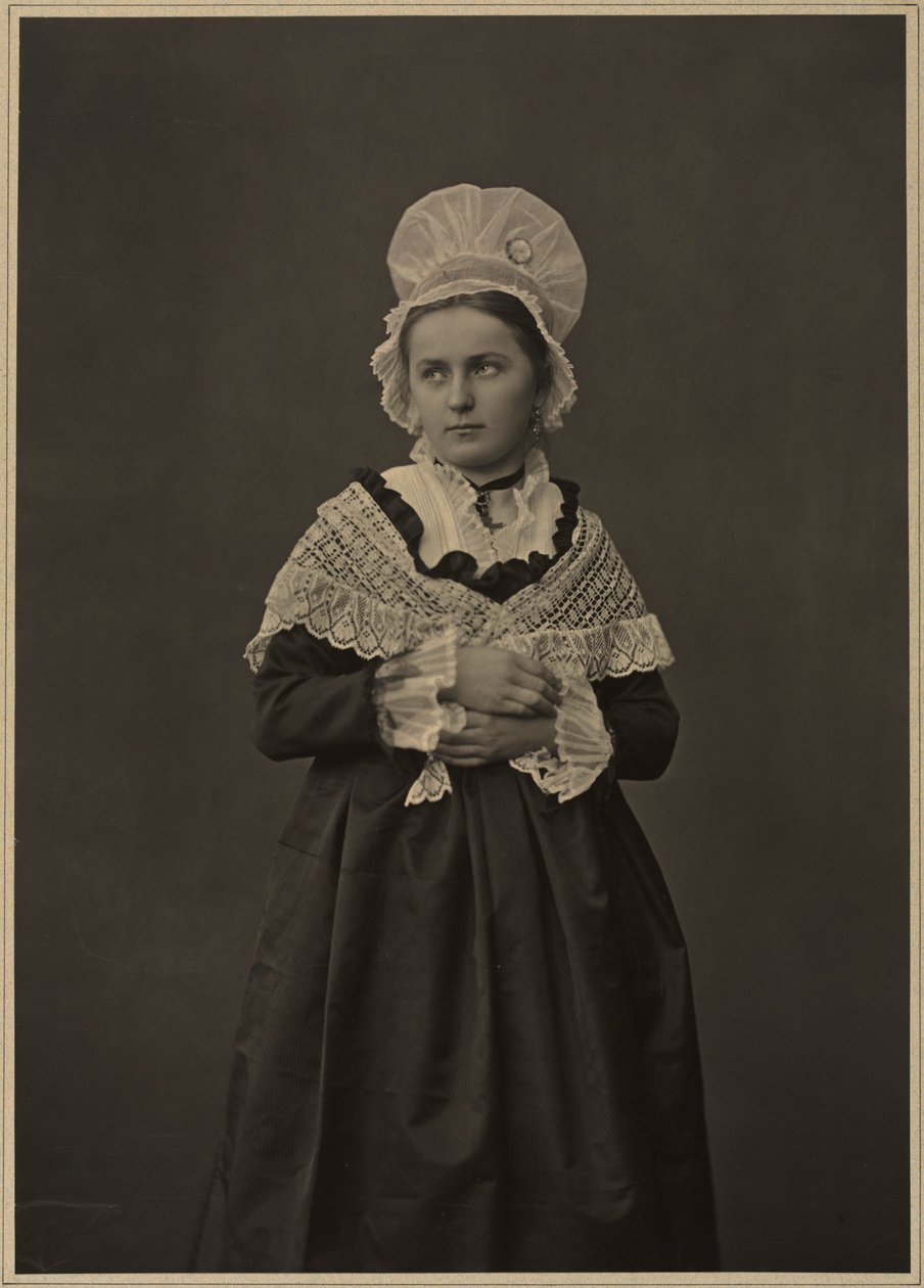 امرأة في فستان لورين ، ج. 1860-70. بواسطة أدولف براون