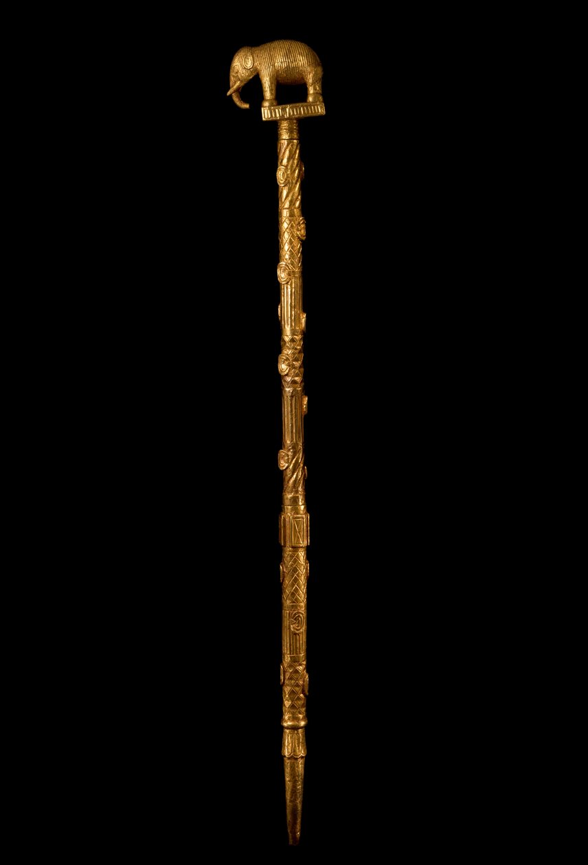 طاقم لغوي مع نهاية الفيل ، غانا ، c.1890 (الخشب وورقة الذهب) بواسطة مدرسة اكان