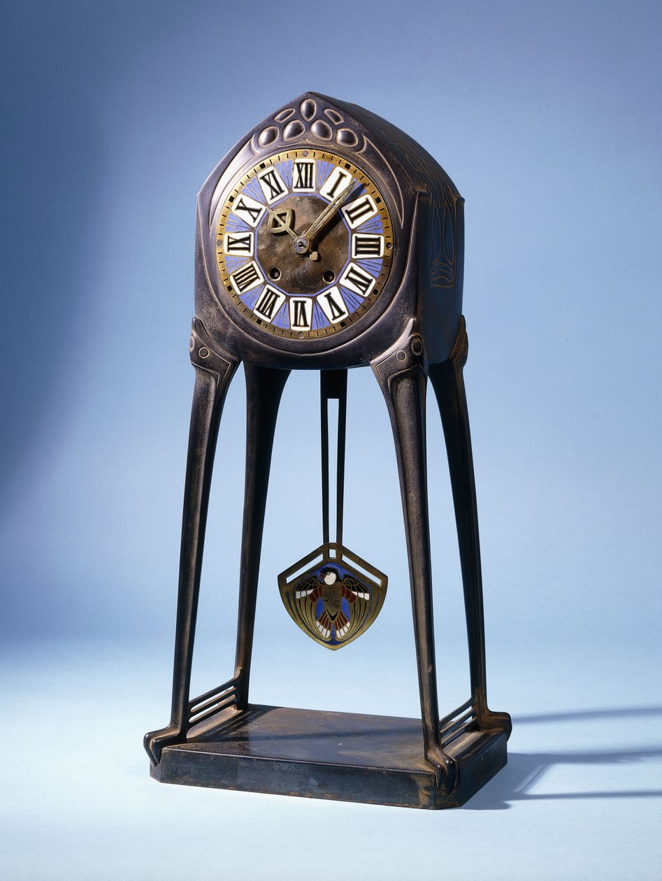 ساعة طاولة ألبين مولر (1871-1941) ، قبل عام 1904 (الحديد الزهر ، البرونز ، المينا) بواسطة ألبين مولر