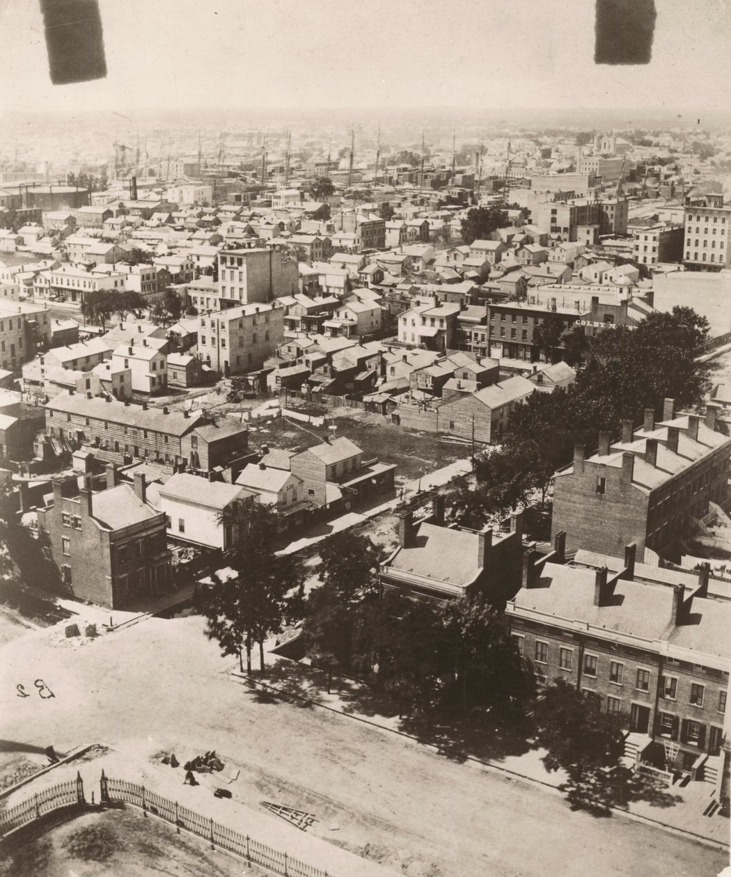 منظر جنوبي غربي من قبة المحكمة في شيكاغو ، 1858 بواسطة ألكسندر هيسلر