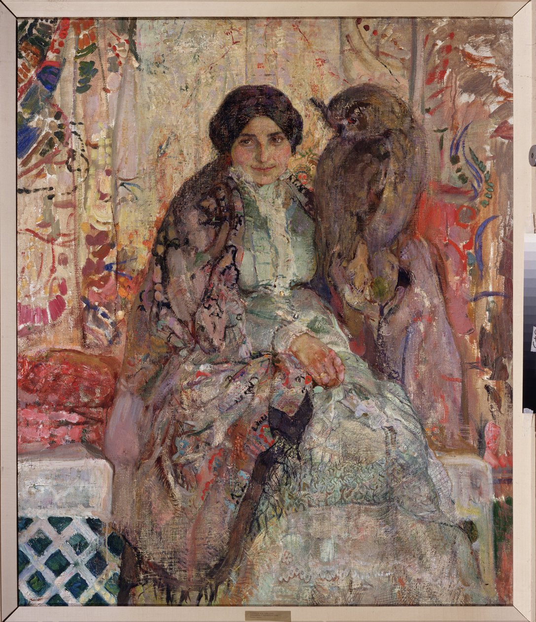 امرأة مع بومة النسر. لوحة للكسندر إيفانوفيتش سافينوف (1881-1942) ، زيت على قماش بواسطة الكسندر ايفانوفيتش سافينوف