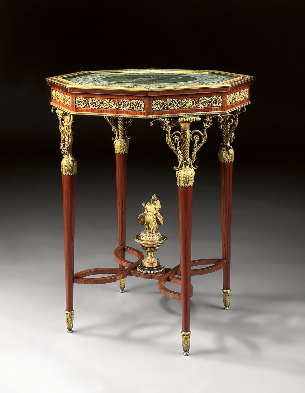 Gueridon أسلوب لويس السادس عشر (Ormolu ، Mahogany & gouache) (انظر أيضًا 362848) بواسطة ألفريد إيمانويل لويس بورديلي