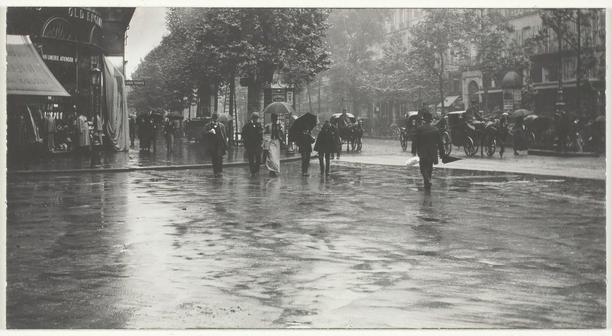 يوم رطب على الجادة ، باريس ، 1894 ، طُبع عام 191832. بواسطة ألفريد ستيجليتز