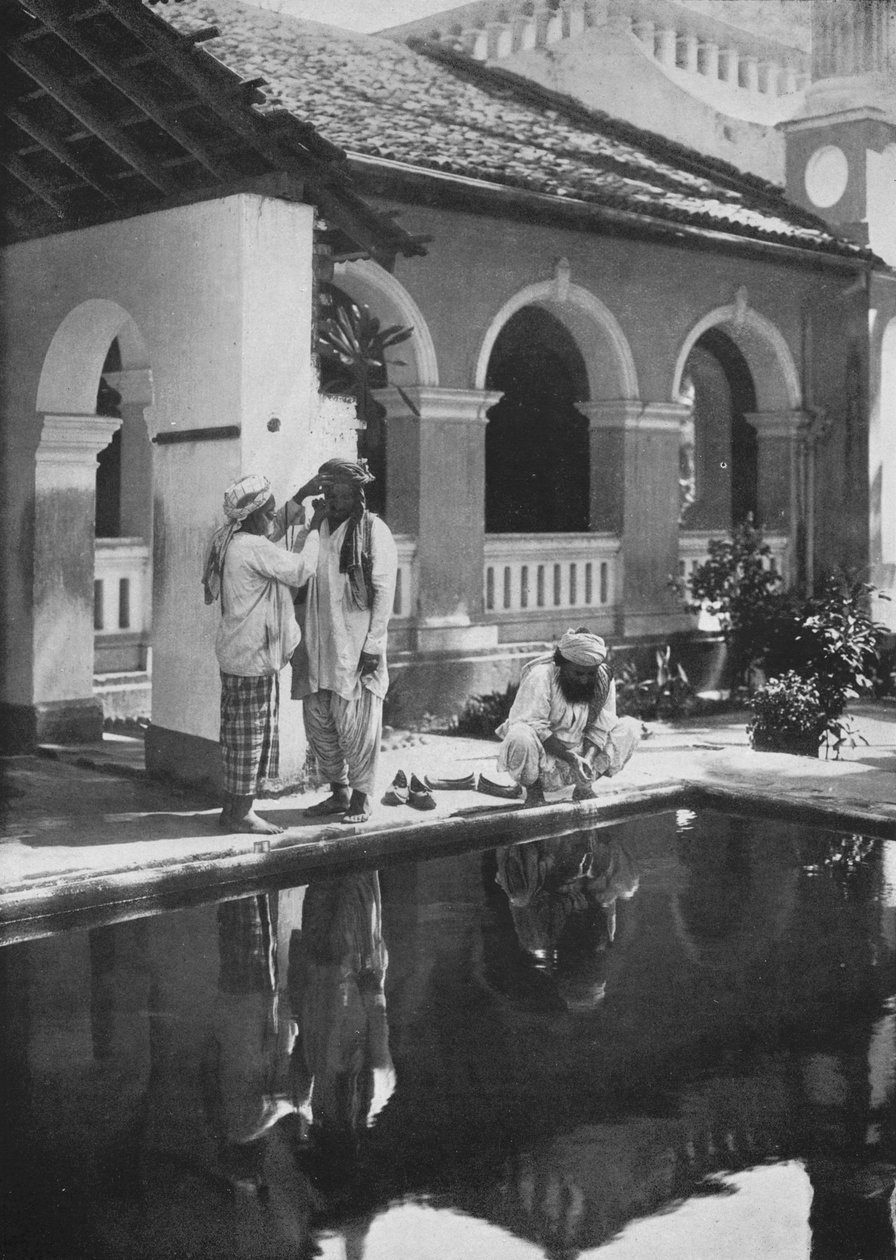 الاستعدادات الدينية في المسجد ، c1890 ، 1910 بواسطة لوحة ألفريد ويليام أماندوس