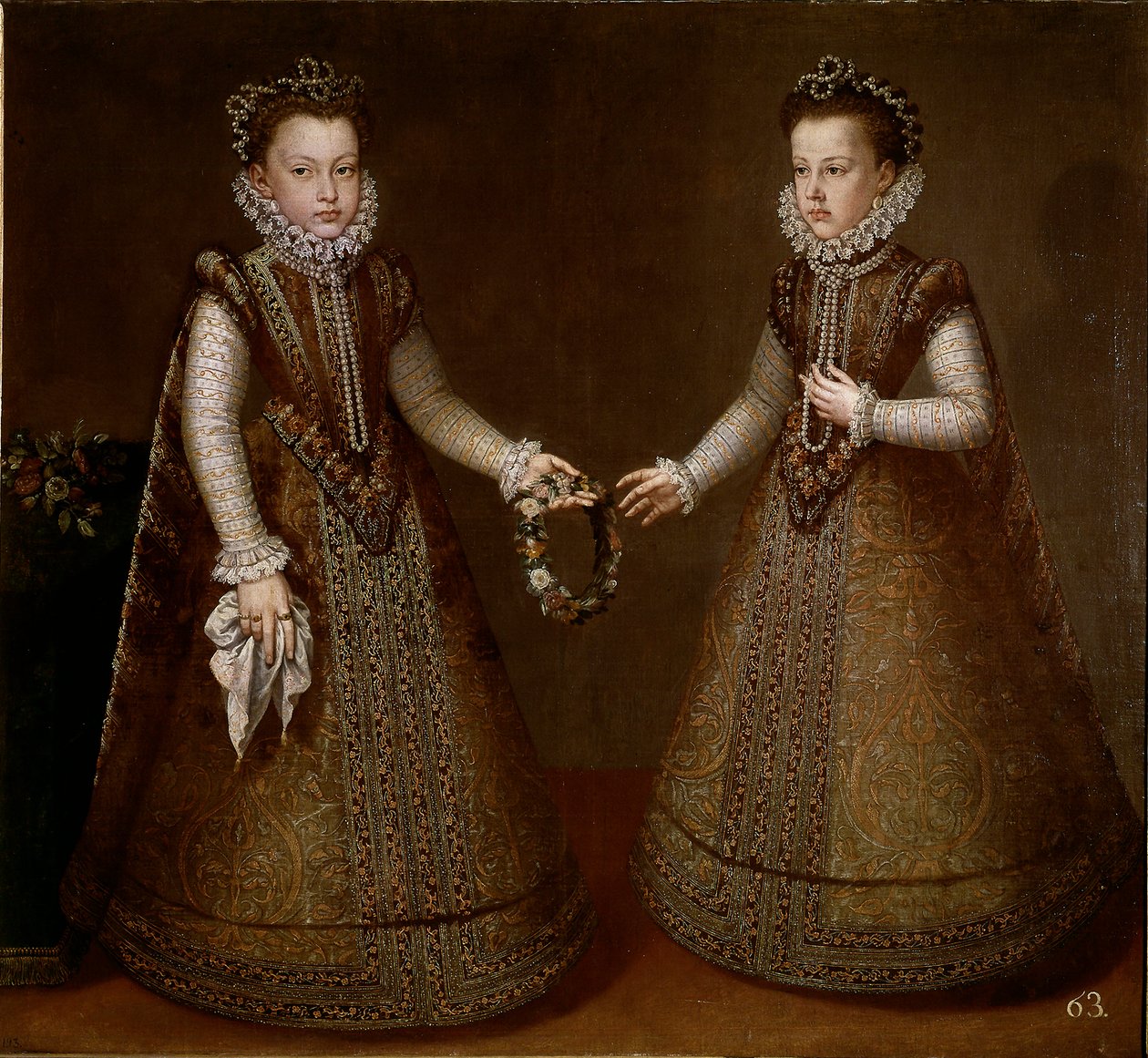 صورة لإيزابيلا وكاثرين ، بنات الملك فيليب الثاني (1527-1598) من إسبانيا لوحة ألونسو سانشيز كويلو (سانشيز كويلو) (حوالي 1531-1588) 1570 حول مدريد ، متحف برادو بواسطة ألونسو سانشيز كويلو