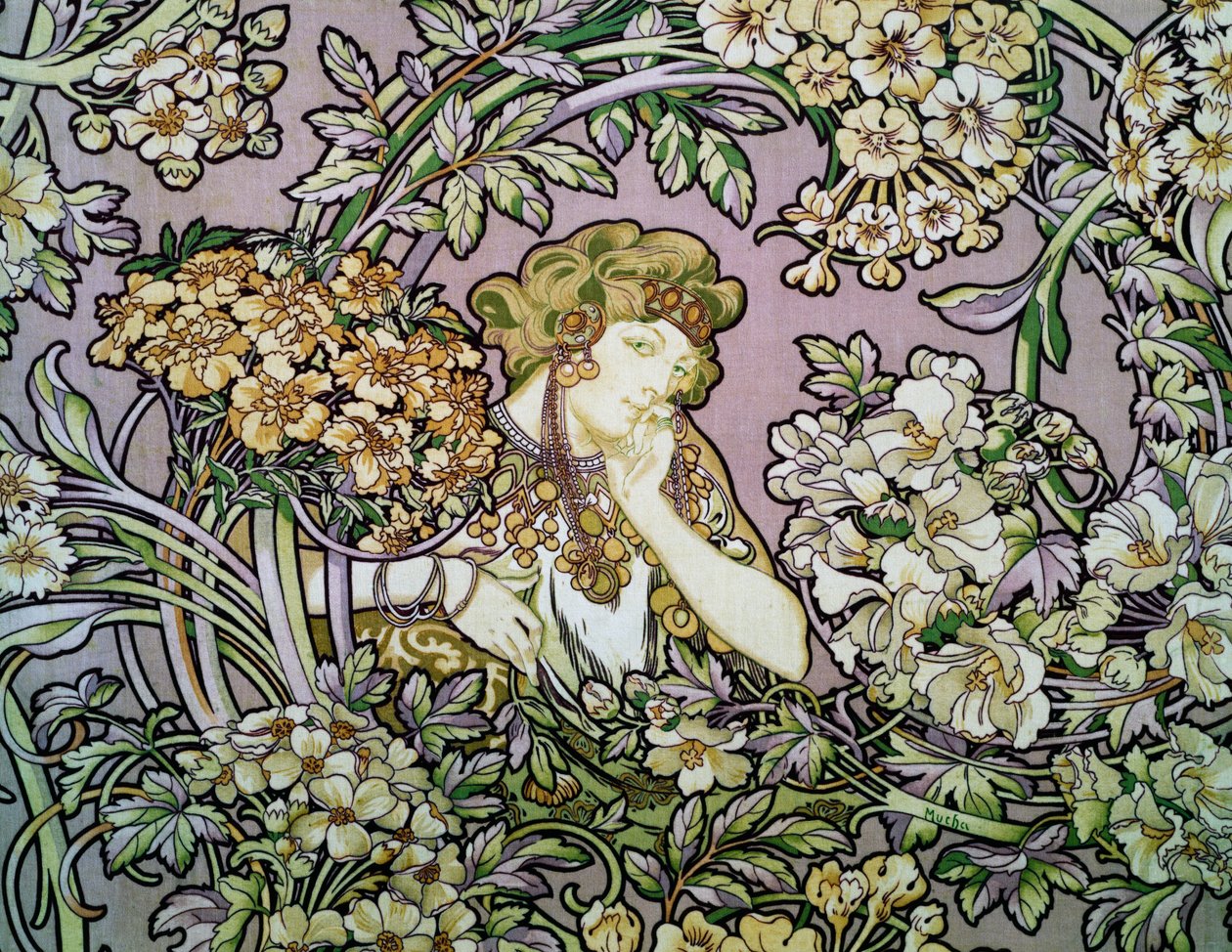Woman among flowers, c.1900 (lithograph on silk velvet) بواسطة ألفونس ماري موتشا