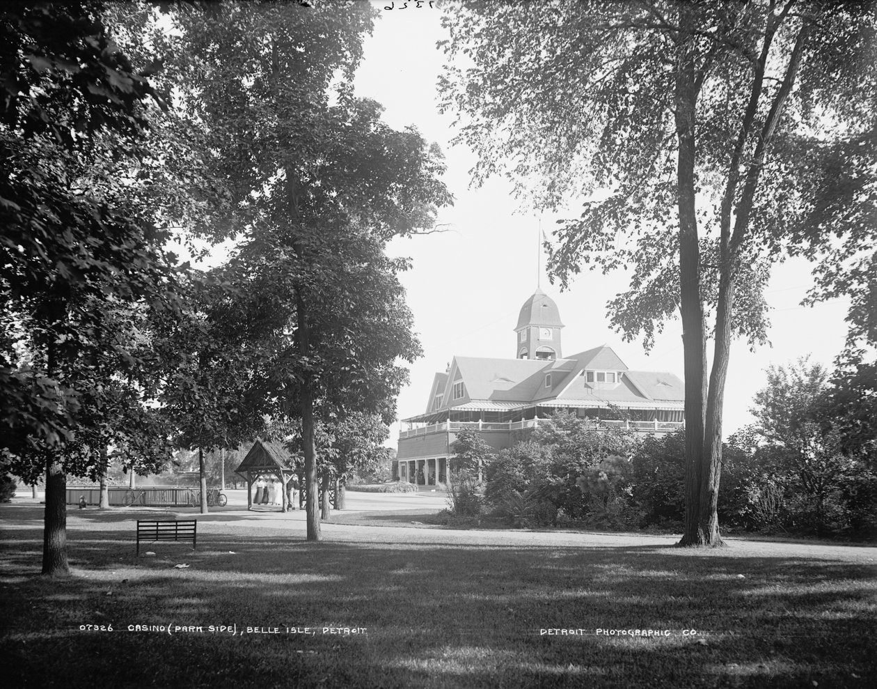 كازينو (جانب الحديقة) ، Belle Isle ، ديترويت ، 1884-89 بواسطة مصور أمريكي