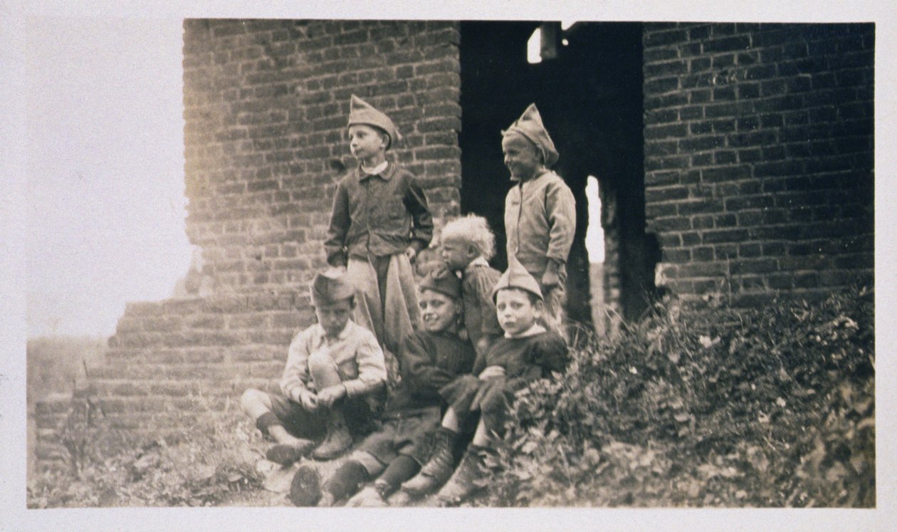 الأطفال في فرنسا ما بعد الحرب العالمية الأولى ، 1919 بواسطة مصور أمريكي