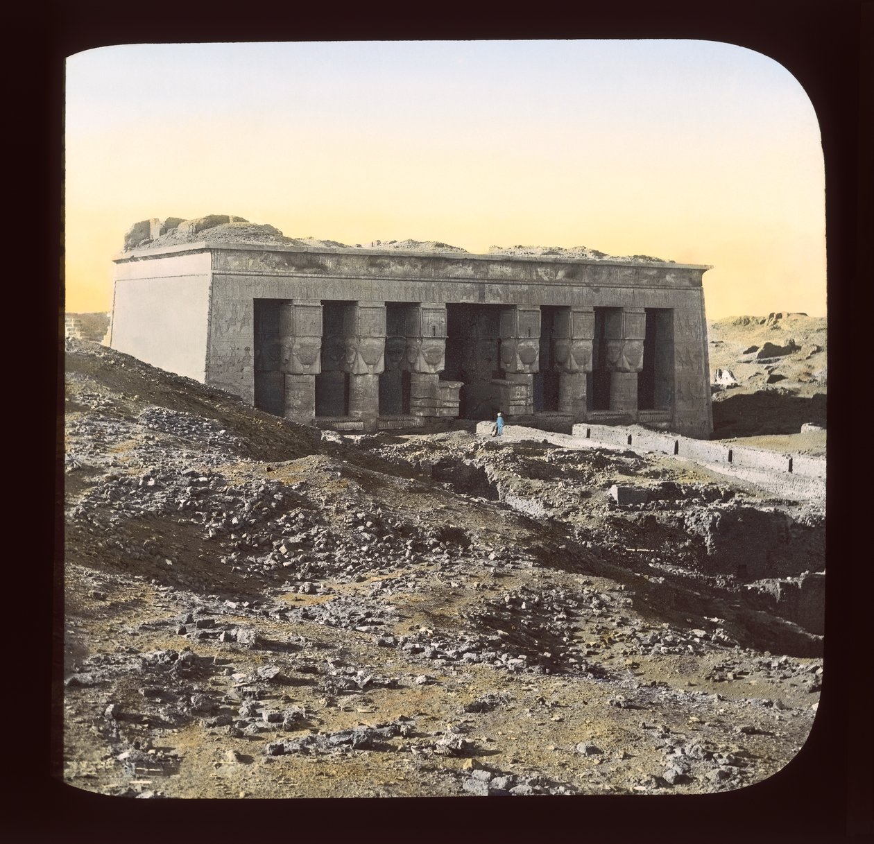 مصر - Denderah (شريحة الفانوس) بواسطة مصور أمريكي