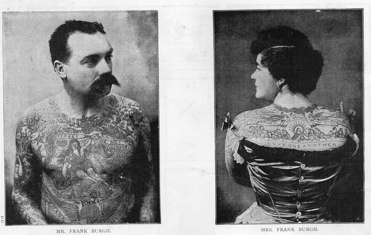 يعرض السيد والسيدة فرانك بورغ فن الوشم في الولايات المتحدة الأمريكية ، 1893 بواسطة مصور أمريكي
