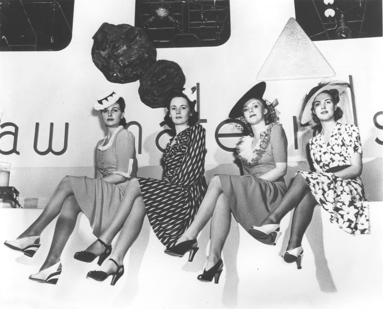 صورة دعاية نايلون ، معرض نيويورك العالمي ، 1939 بواسطة مصور أمريكي