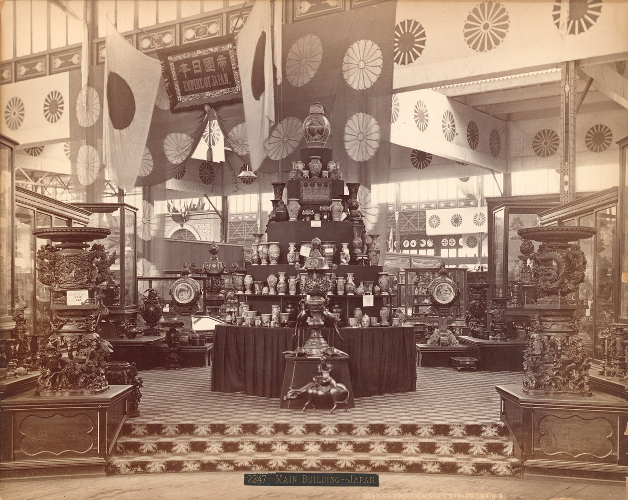 معرض Shippokuwaishas ، القسم الياباني ، Centennial International Exhibition ، 1876 (طبعة زخرفية) بواسطة مصور أمريكي