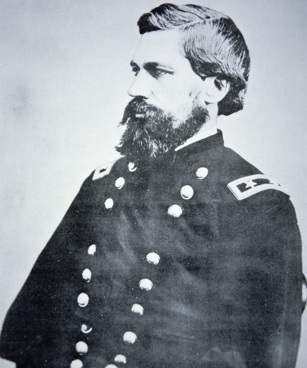General Oliver Otis Howard (1830-1909) (b/w photo) بواسطة مصور أمريكي