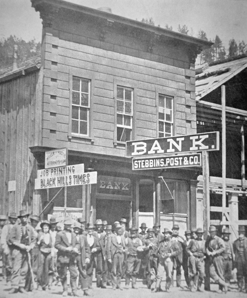 Gold Miners at Deadwood City, South Dakota, c.1877 (b/w photo) بواسطة مصور أمريكي