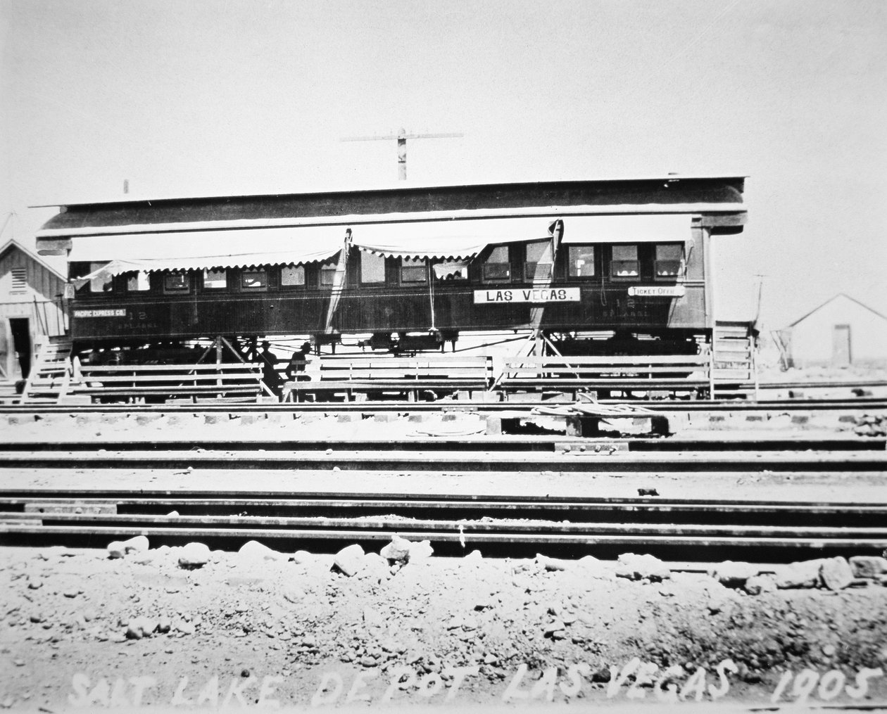 The depot, waiting room and ticket office of the Las Vegas Salt Lake Railroad, Nevada بواسطة مصور أمريكي