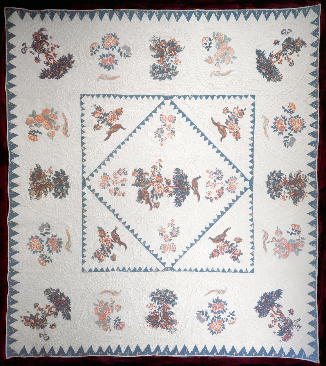 لحاف في Broderie Perse ، c.1800 (مطبوع ، قطن مطبوع على أرضية لحاف) بواسطة المدرسة الأمريكية