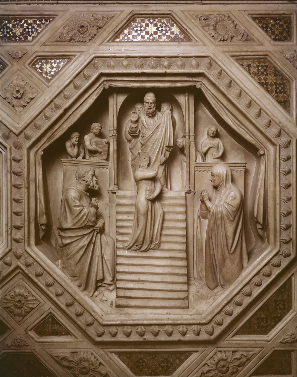 عرض للعذراء في المعبد ، تفاصيل من قاعدة الخيمة ، 1349-59 (رخام) بواسطة Andrea di Cione Orcagna