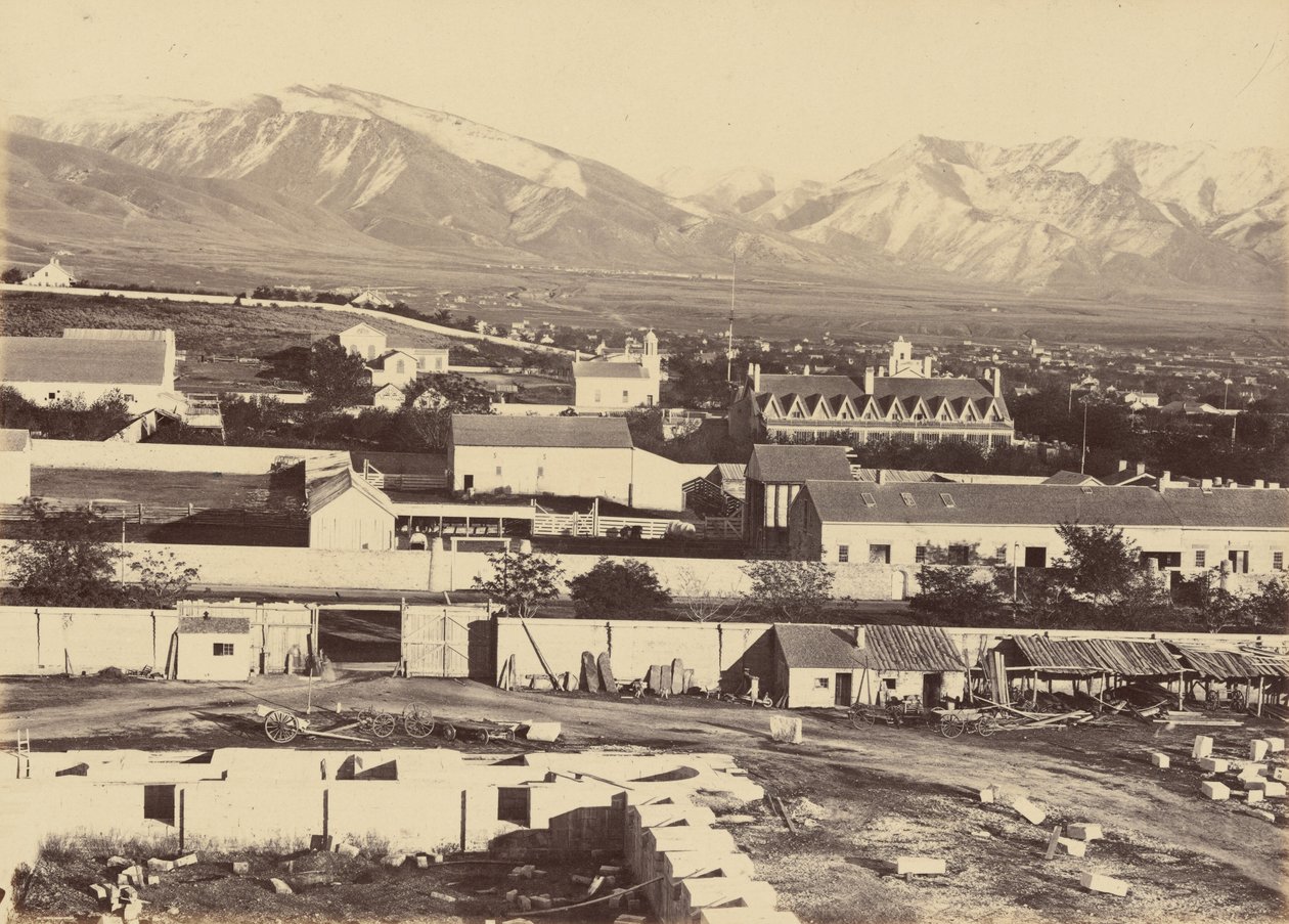  بواسطة أندرو جوزيف راسل