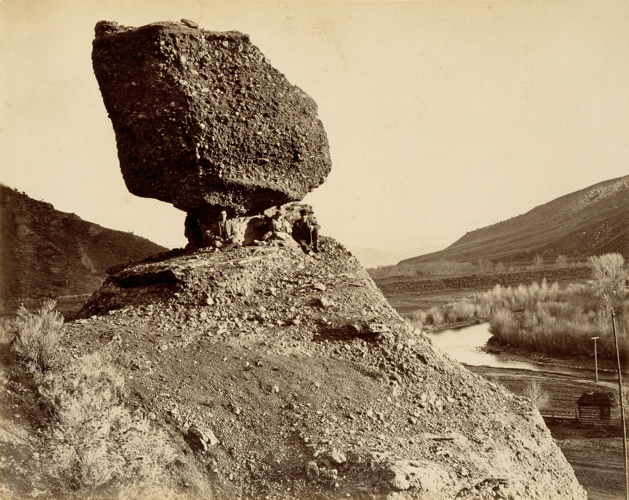  بواسطة أندرو جوزيف راسل