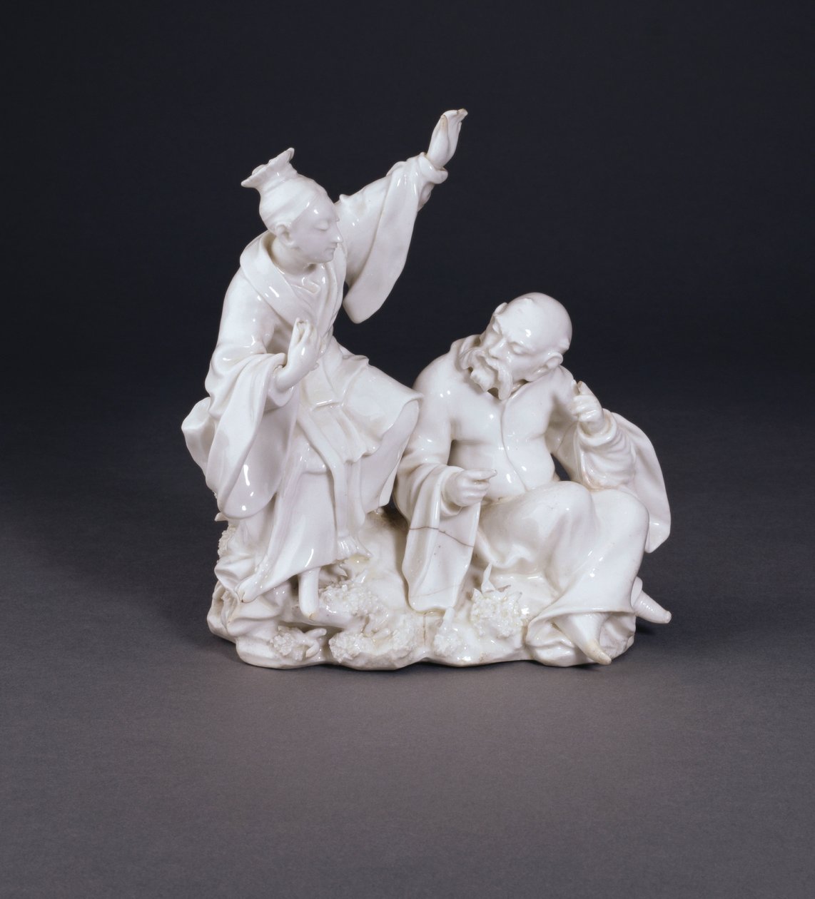 مجموعة Derby Dry-edge Chinoiserie التي ترمز إلى السمع من مجموعة الحواس ، 1750-52 (الصين) بواسطة أندرو بلانشي