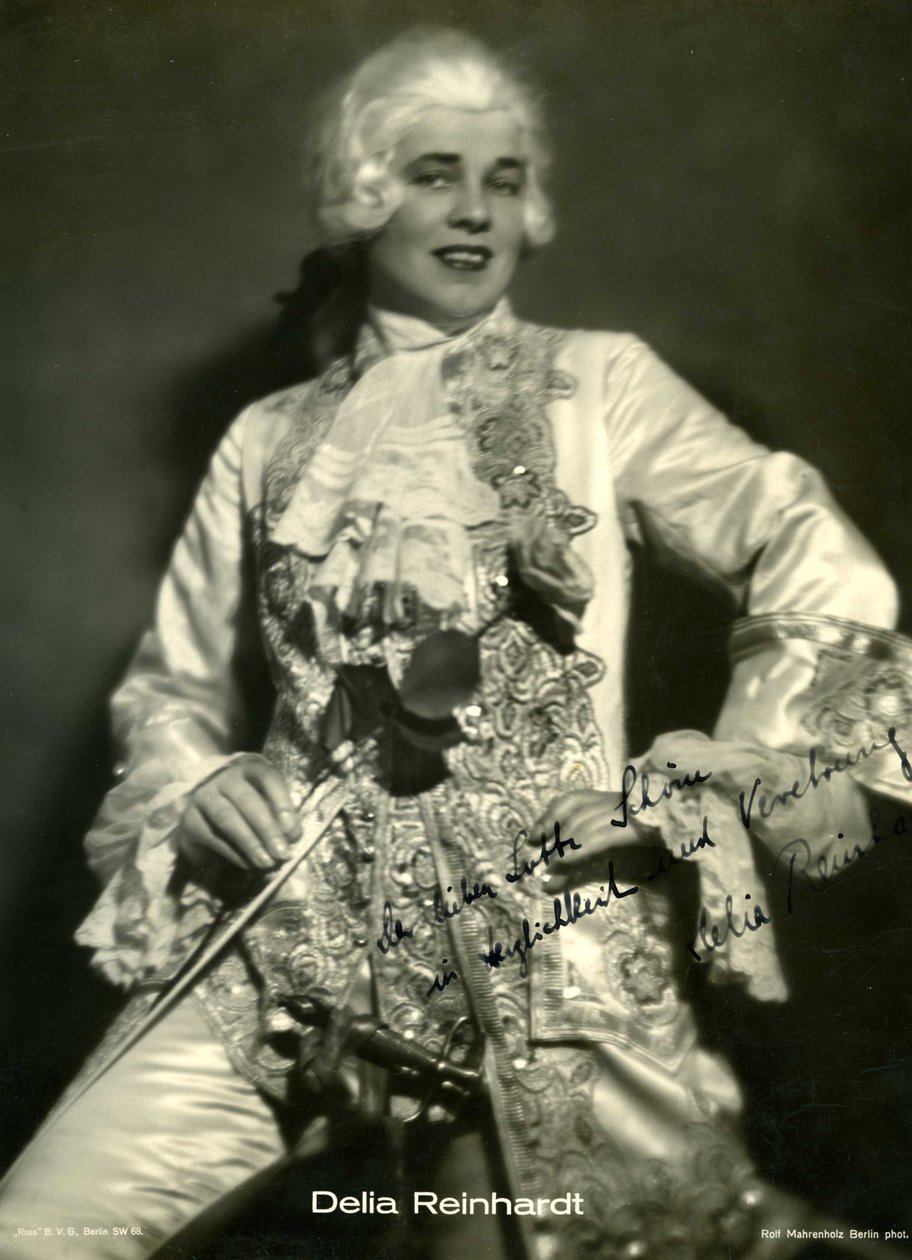 ديليا رينهارت (1892-1974) في "زواج فيجارو" بقلم فولفغانغ أماديوس موزارت ، مجهول بواسطة مجهول مجهول