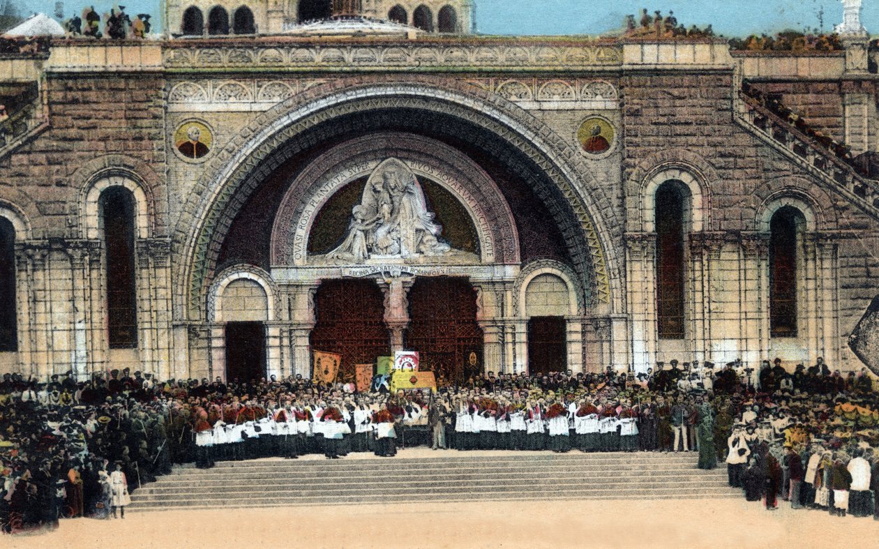 دخول المسبحة الوردية ودعاء القربان المقدس (القربان المقدس) - لورد - هاوتس بيرينيه (65) حوالي عام 1930. بواسطة مجهول مجهول