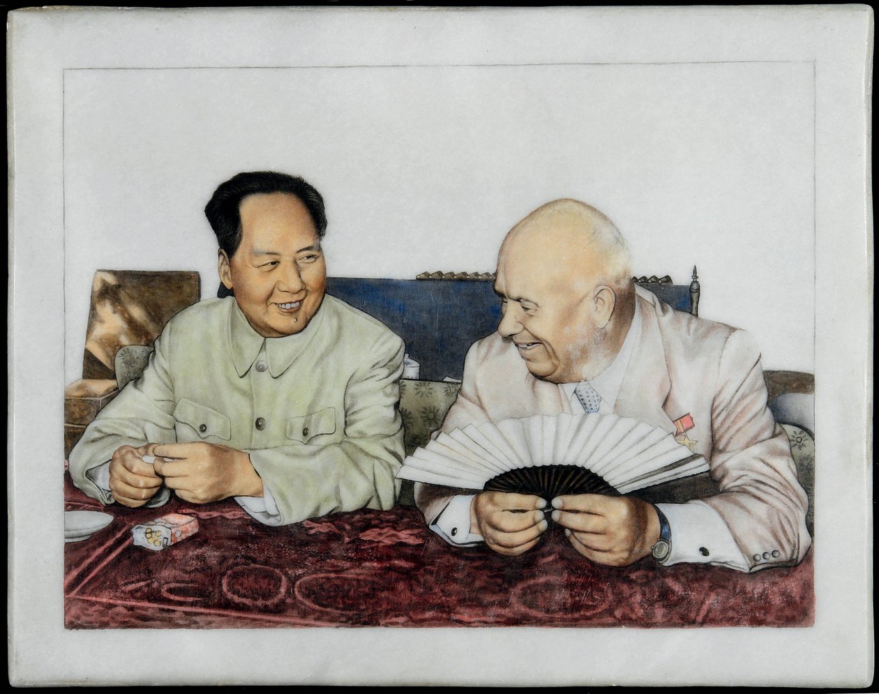 نيكيتا خروتشوف (1894-1971) وماو تسي تونج (تسي تونج ، تسي تونج) (1893-1976) - نيكيتا خروتشوف وماو تسي تونج - مجهول. بورسلين ، زخرفة مزججة ، أوائل الستينيات. مجموعة خاصة بواسطة مجهول مجهول