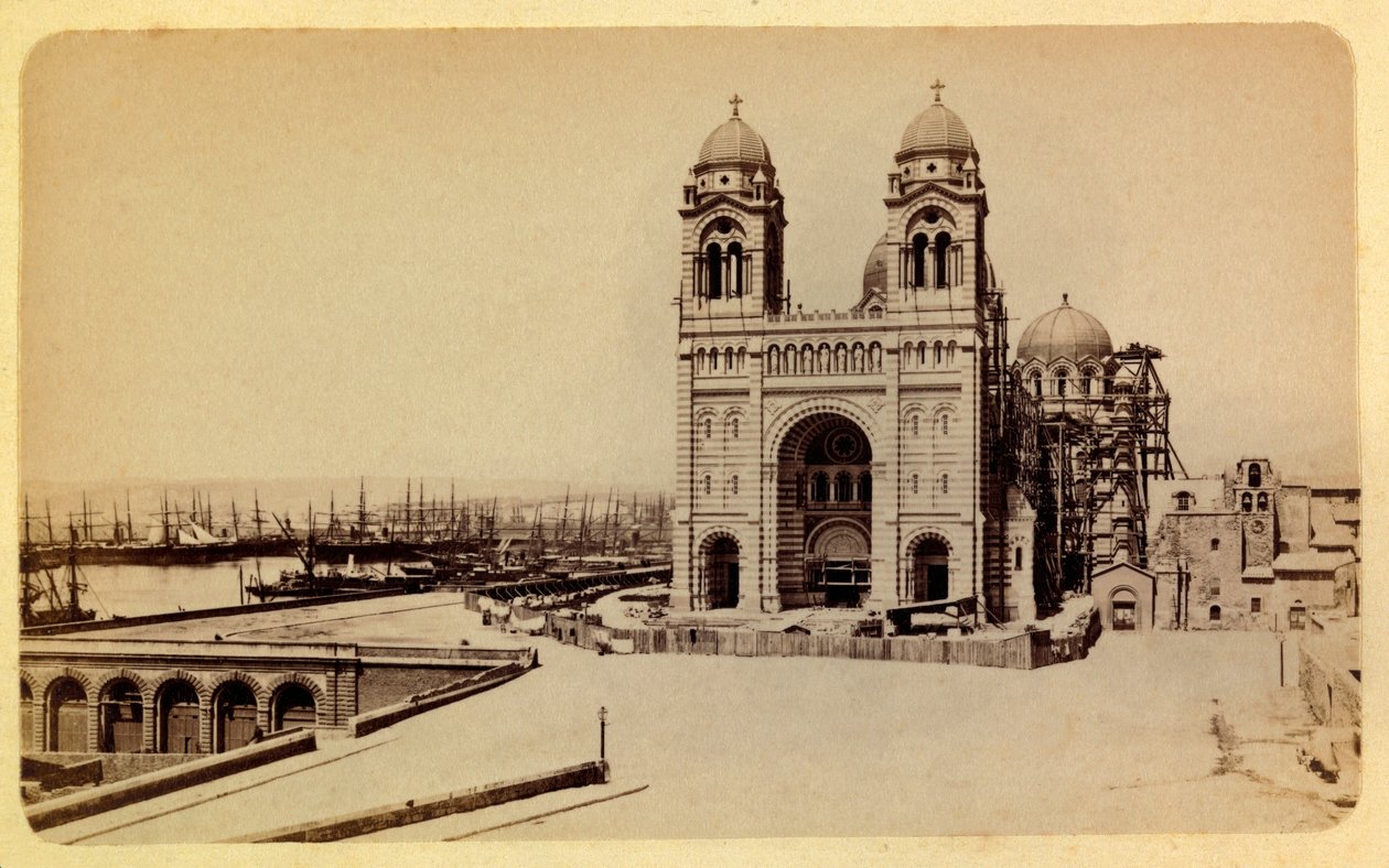 مدينة مرسيليا ومحيطها حوالي 1885-1890: الكاتدرائية قيد الإنشاء ، مجموعة خاصة بواسطة مجهول مجهول