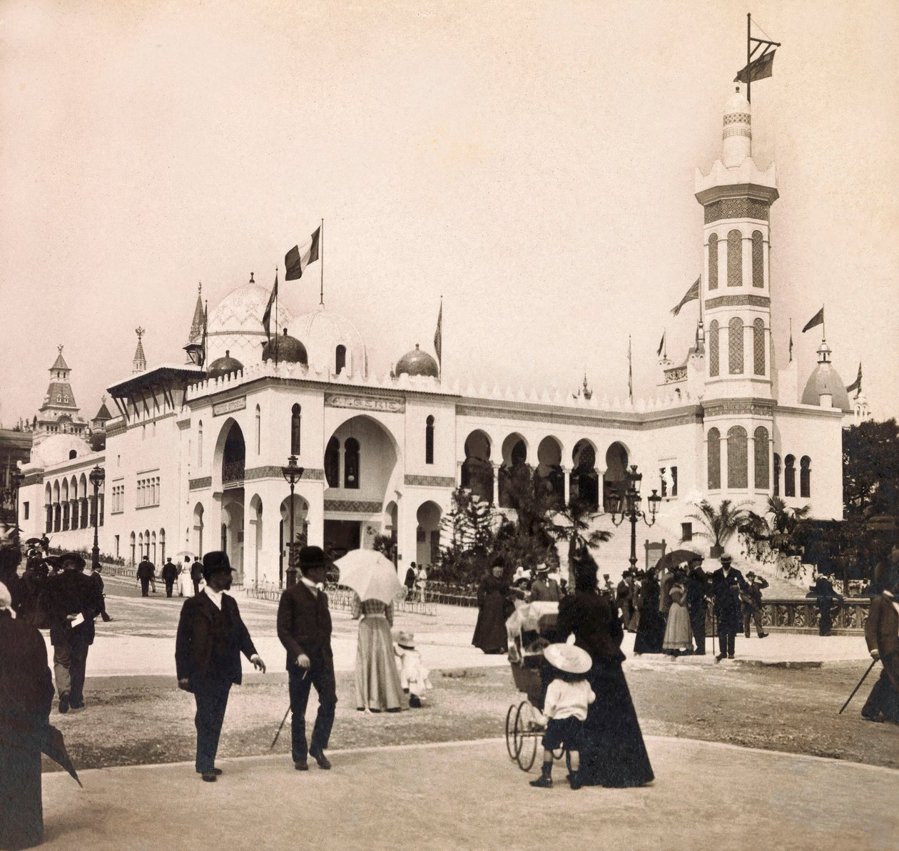 المعرض العالمي لعام 1900 - المعرض العالمي لعام 1900 بباريس: قصر الجزائر - مجموعة خاصة بواسطة مجهول مجهول