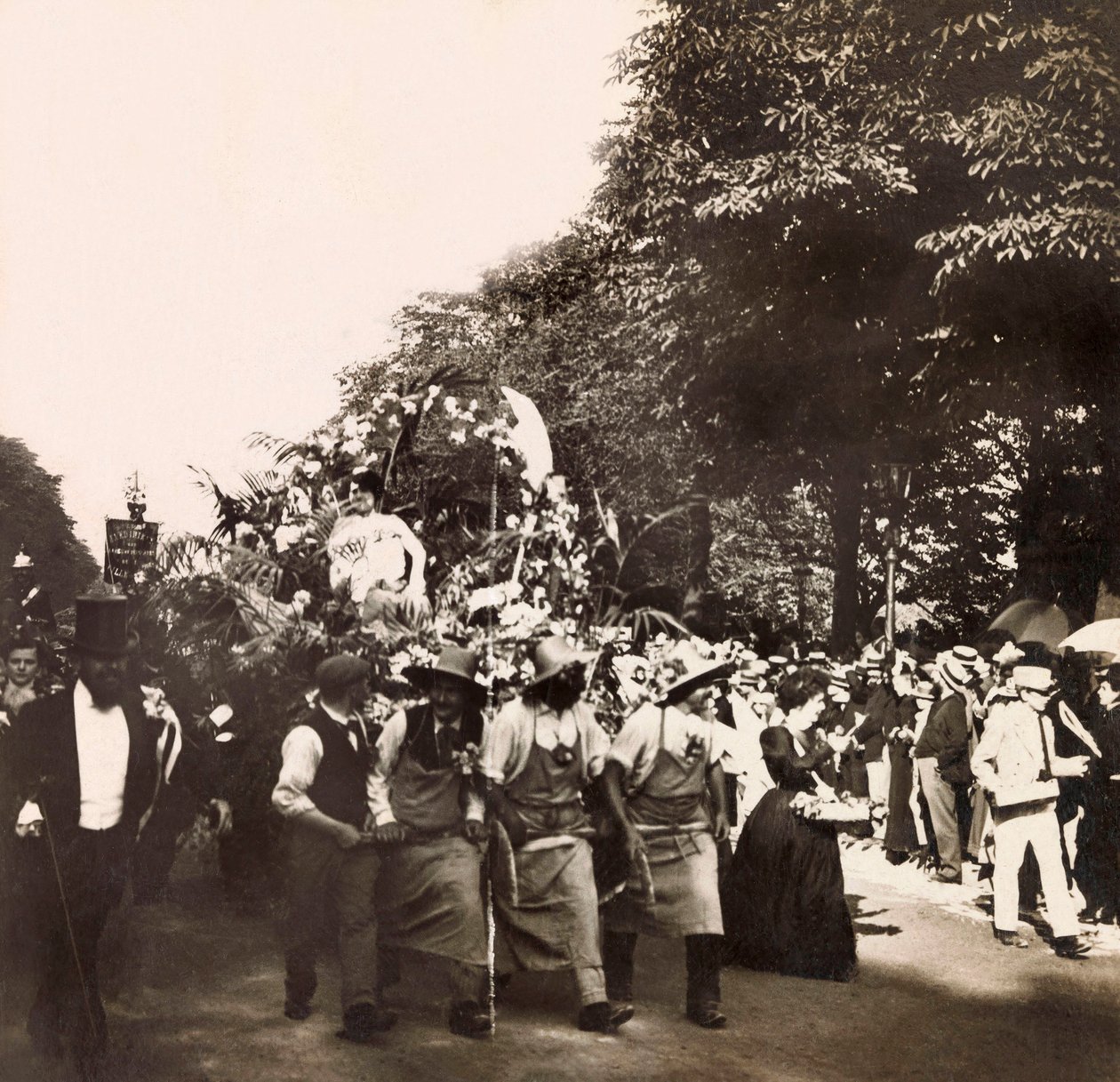 Universal Exposition of 1900 - Exposition Universelle de 1900 in Paris: The fete of horticulture - private collection بواسطة مجهول مجهول