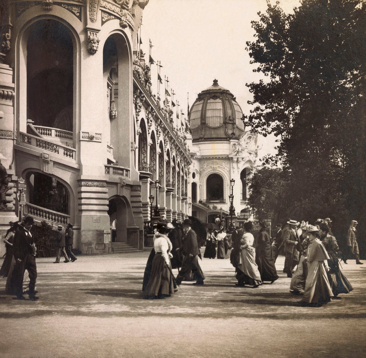 المعرض العالمي لعام 1900 - المعرض العالمي لعام 1900 في باريس: عرض تم التقاطه في Champs de Mars - مجموعة خاصة بواسطة مجهول مجهول