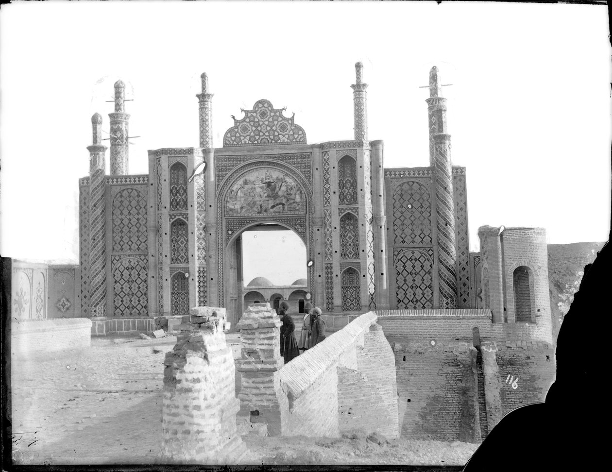 دارفاز دولت ، بوابة المدينة المبلطة ، طهران ، c.1880 بواسطة أنطوان سيفروجين