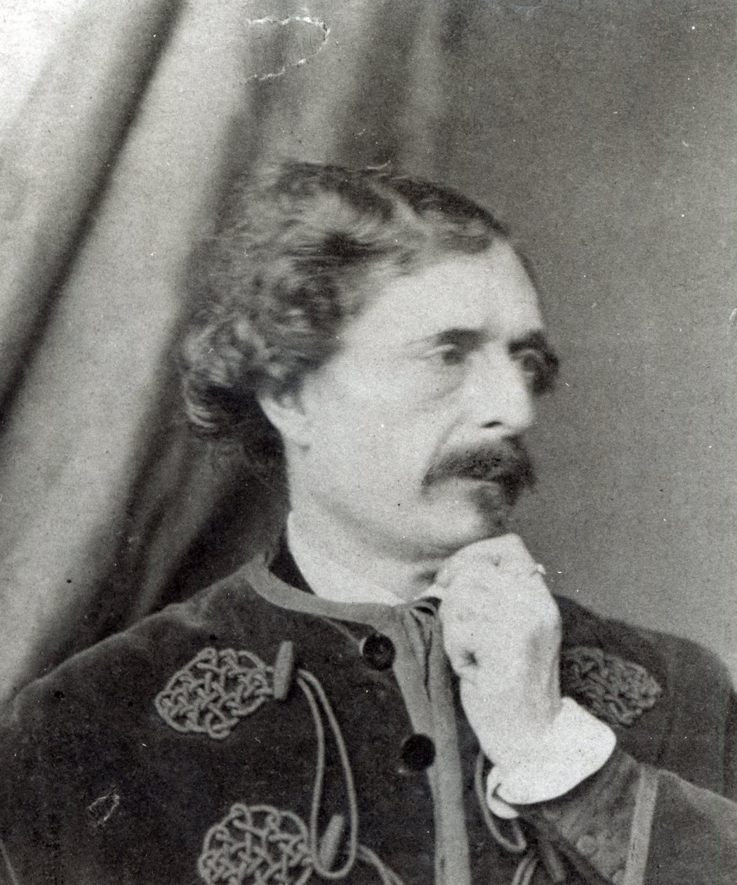 صورة لجول باربي أورفيلي (1808-1889) ، 1859 بواسطة أنطوان صموئيل آدم سالومون