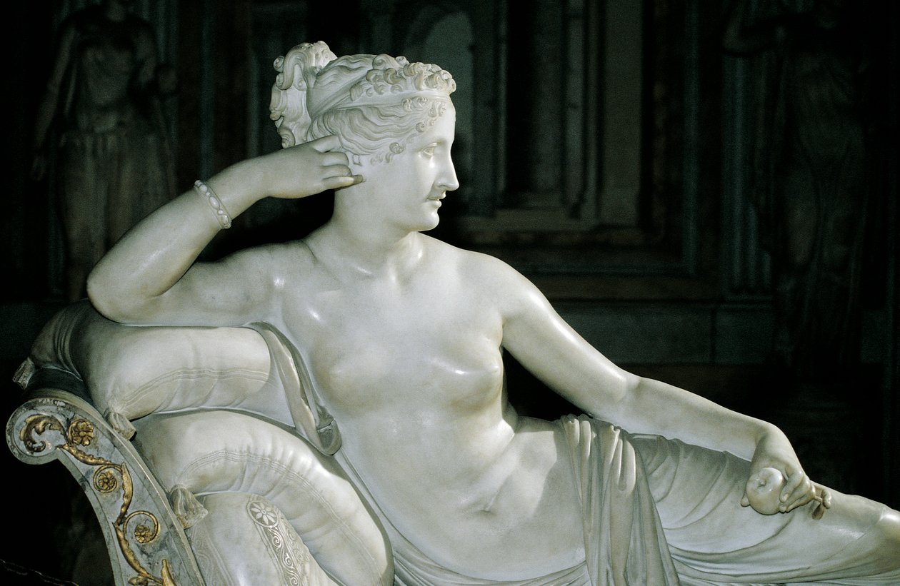 Paolina Borghese as Venus Victrix, by Antonio Canova (1757-1822), white marble بواسطة انطونيو كانوفا